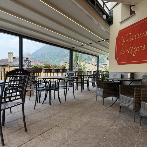 hotel ligure vinadio DEHOR LONTANO