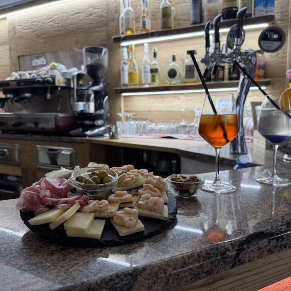 hotel ligure vinadio aperitivi